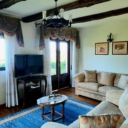 Quintinha D'amelia Tatil Evi *